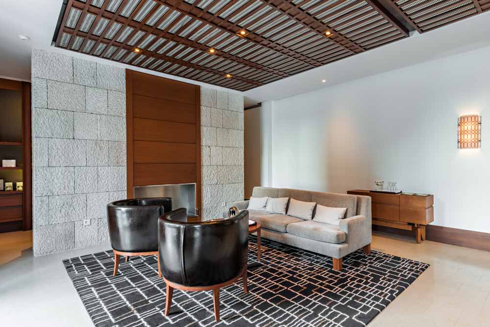 Wooden panel ceiling design for your living room interiors - Beautiful Homes Wooden panel ceiling design to enhance  your living room interiors - Beautiful Homes