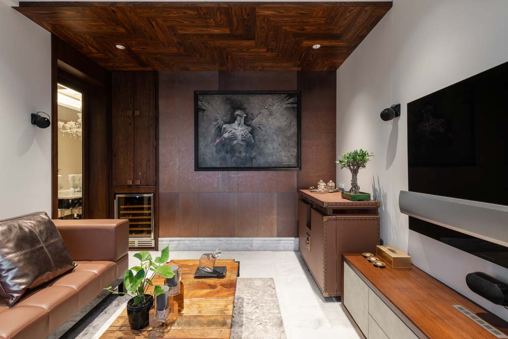 The ceiling design for this home has a herringbone pattern - Beautiful Homes