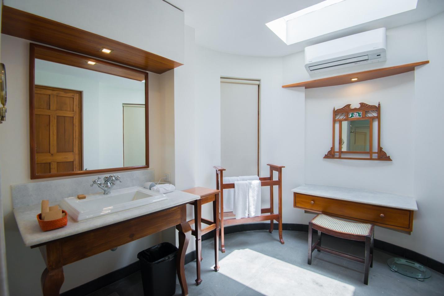 Corner wash basin designs for dining room – Beautiful Homes