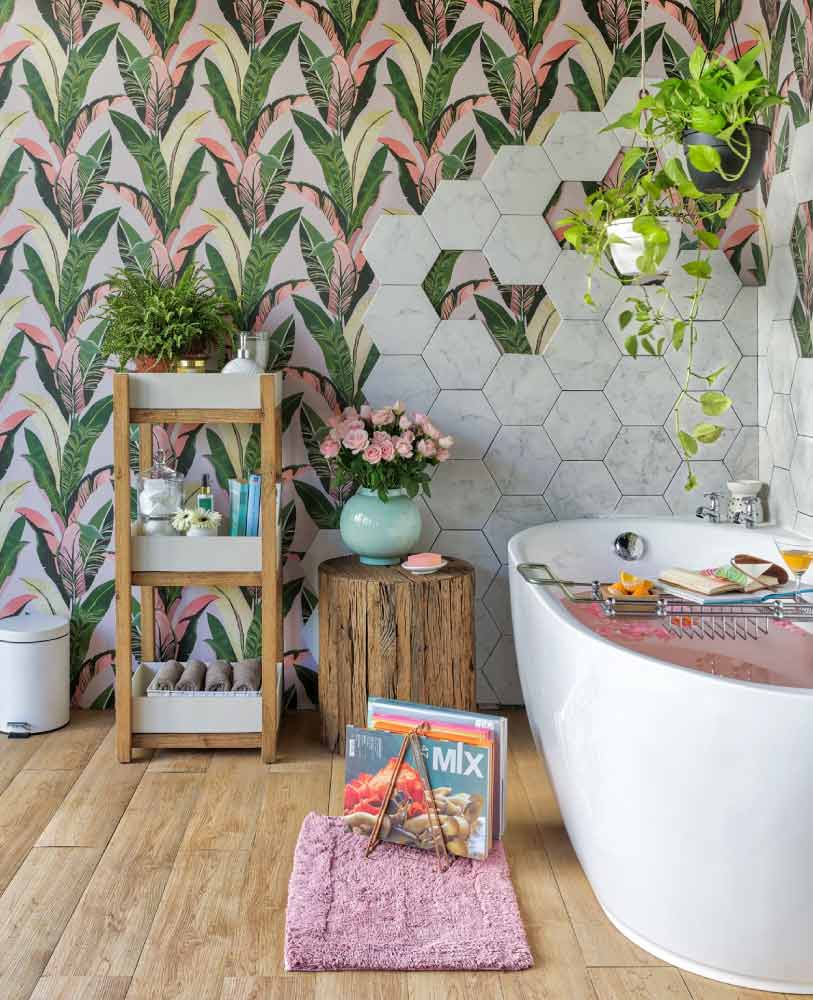 Add greenery with indoor plants to your summer décor living room - Beautiful Homes