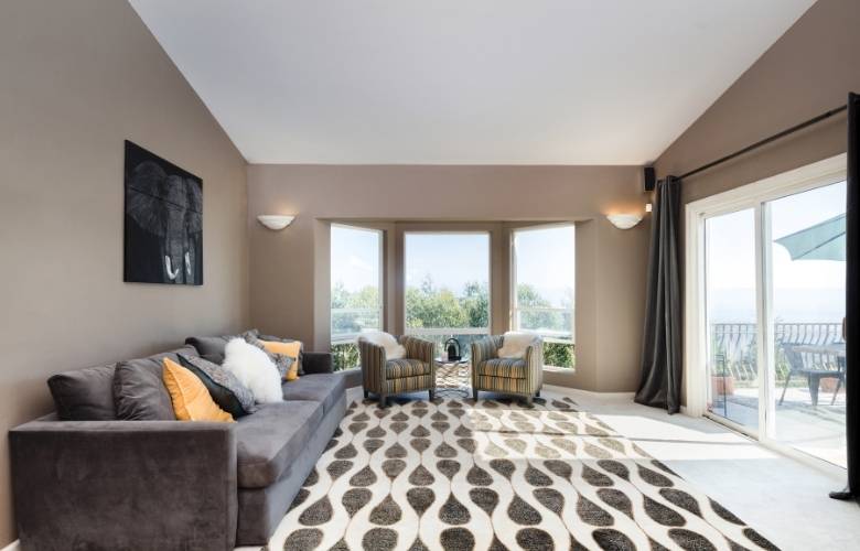 Brown & White colour combination for your wall paint - Beautiful Homes