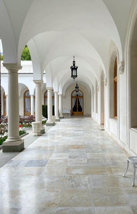 Decorative ceiling light ideas to light up your home interior - Beautiful Homes