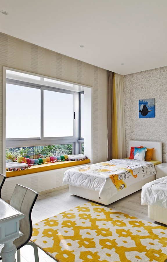 Frosted Window Design With Multicolour Curtains & White Furniture for Kids Bedroom - Beautiful Homes