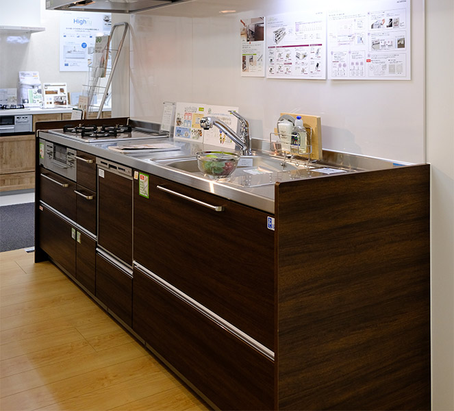 Pull out kitchen drawer handles for the base cabinets & drawers - Beautiful Homes