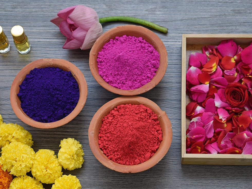 Colours for Holi décor with rose petals – Beautiful Homes