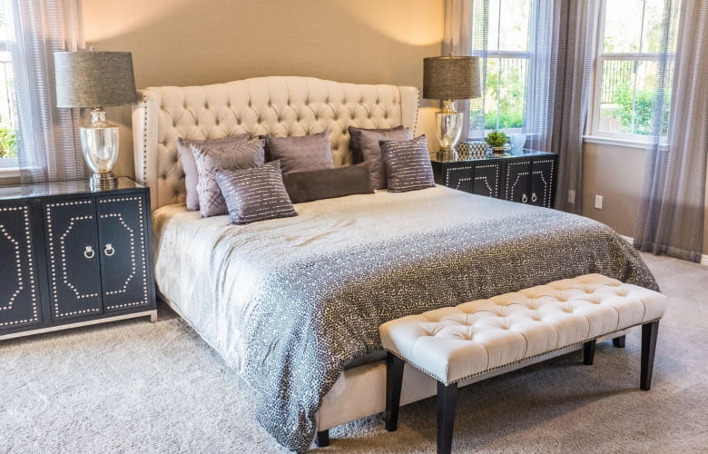 Choose right colour for your bed skirt in your bedroom - Beautiful Homes