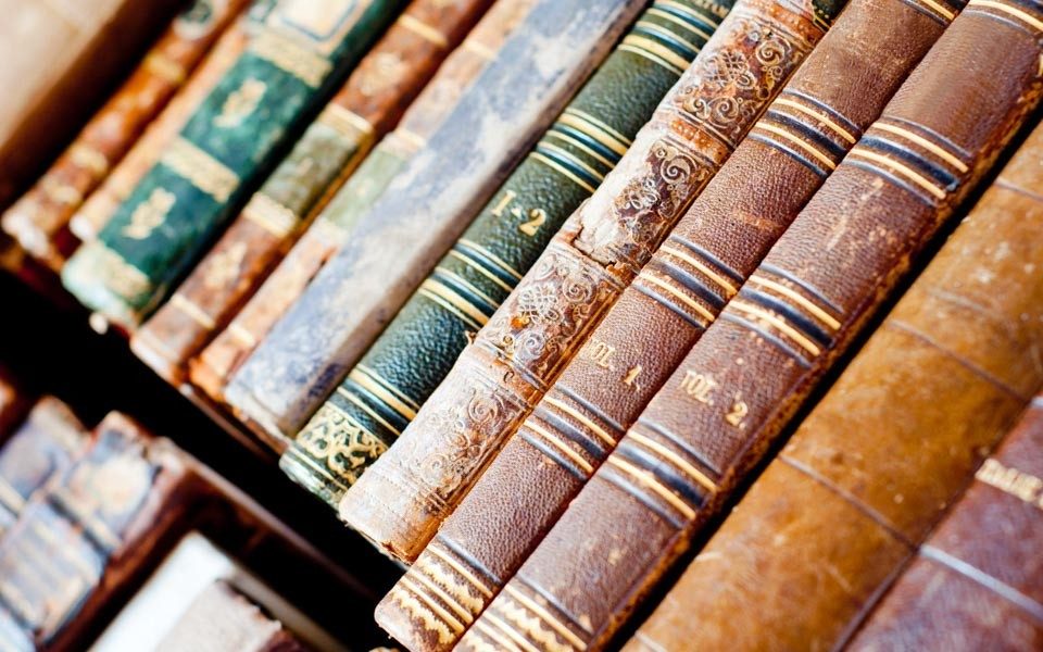 Tips on how to take care for antiques - Beautiful Homes
