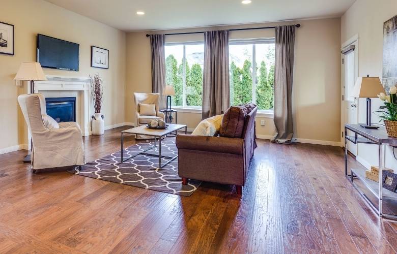 Solid wood planks vs engineered wood planks for flooring - Beautiful Homes