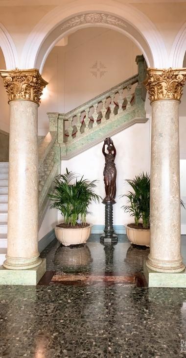 Know the differences between vitrified & marble flooring - Beautiful Homes