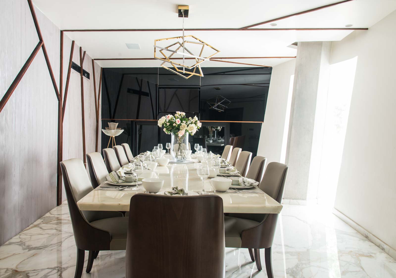 cleft house dining room
