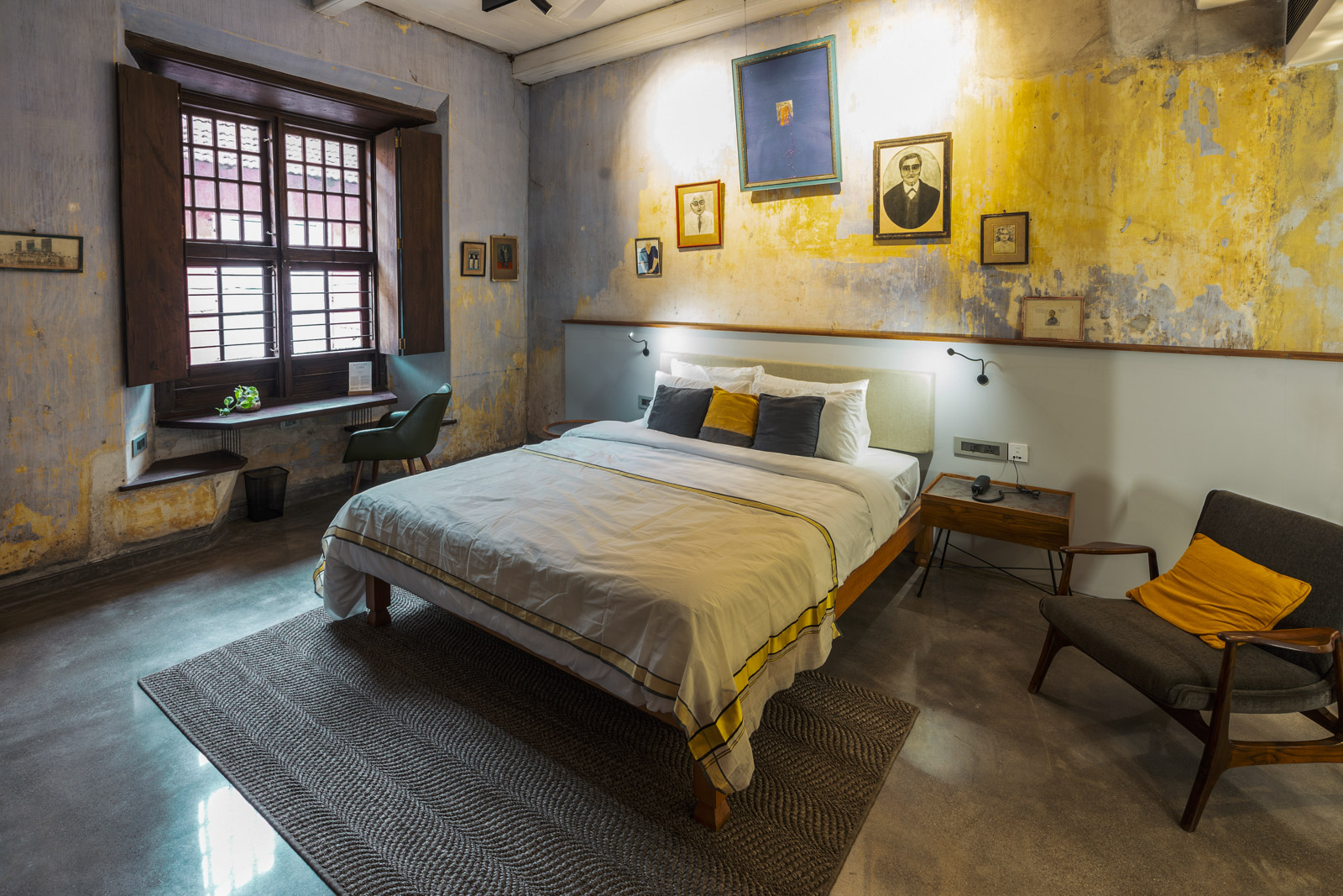 Artworks are the stars of the bedrooms