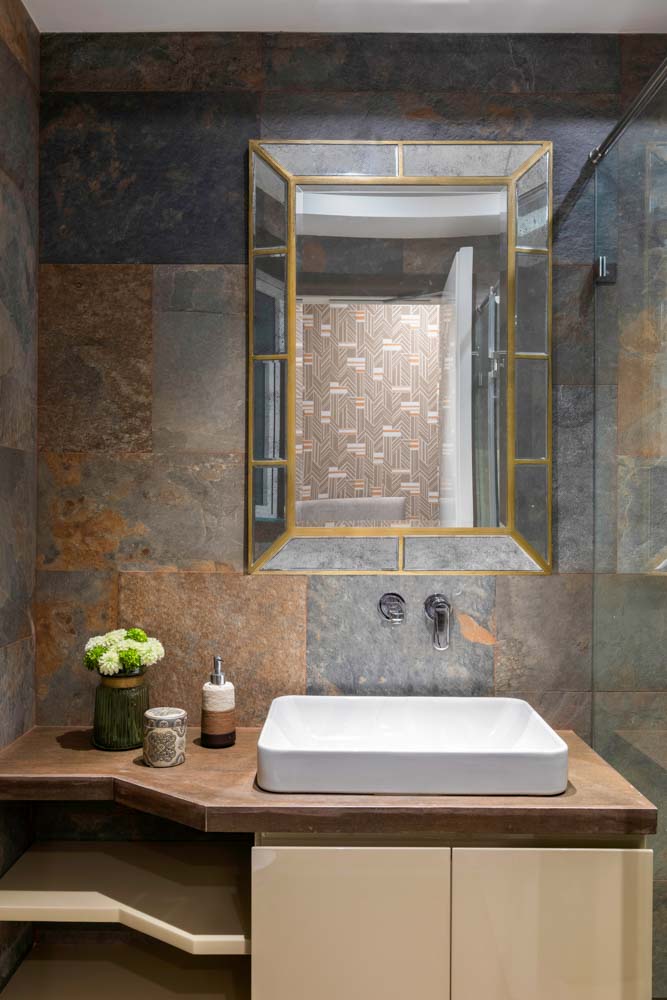 Keep your bathroom interior design up to date - Beautiful Homes