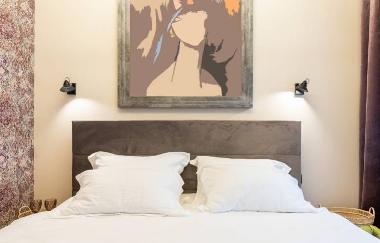 Bedroom interior design with wall lamps - Beautiful Homes