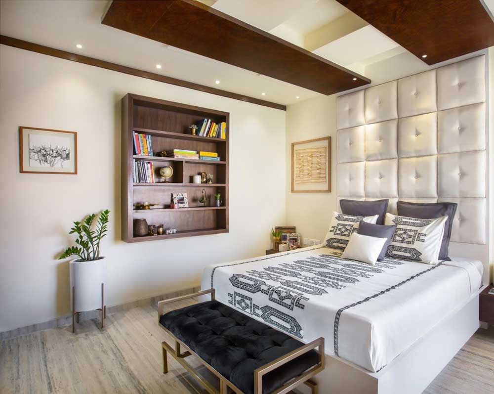 Wall texture design for bedroom with extremely comfortable bed - Beautiful Homes