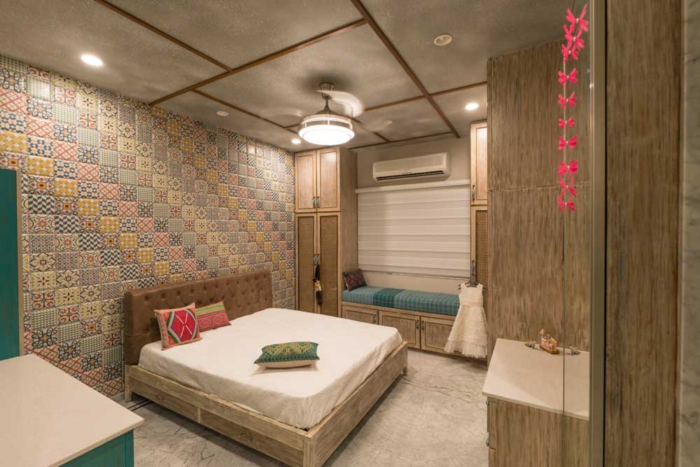 Wall texture designs with tiles for bedroom interiors - Beautiful Homes