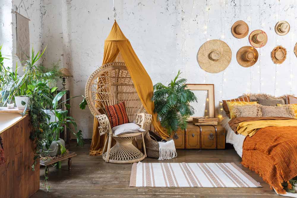 Indoor plants for your boho inspired bedroom design - Beautiful Homes