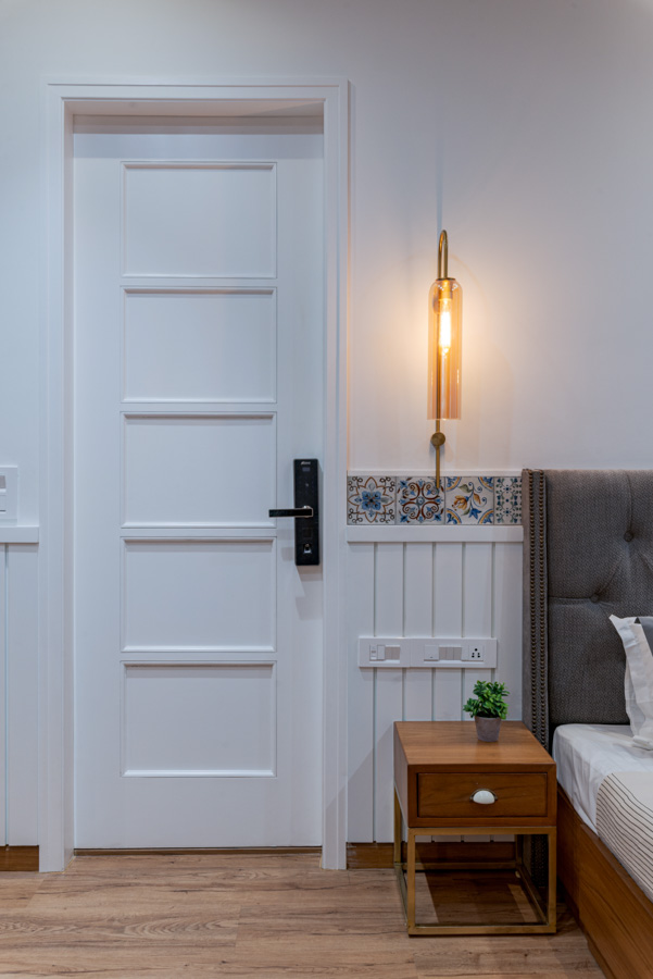 Wooden Bedside Table With Drawer Next To Bed - Beautiful Homes Wooden Bedside Table With Drawer Next To Bed - Beautiful Homes