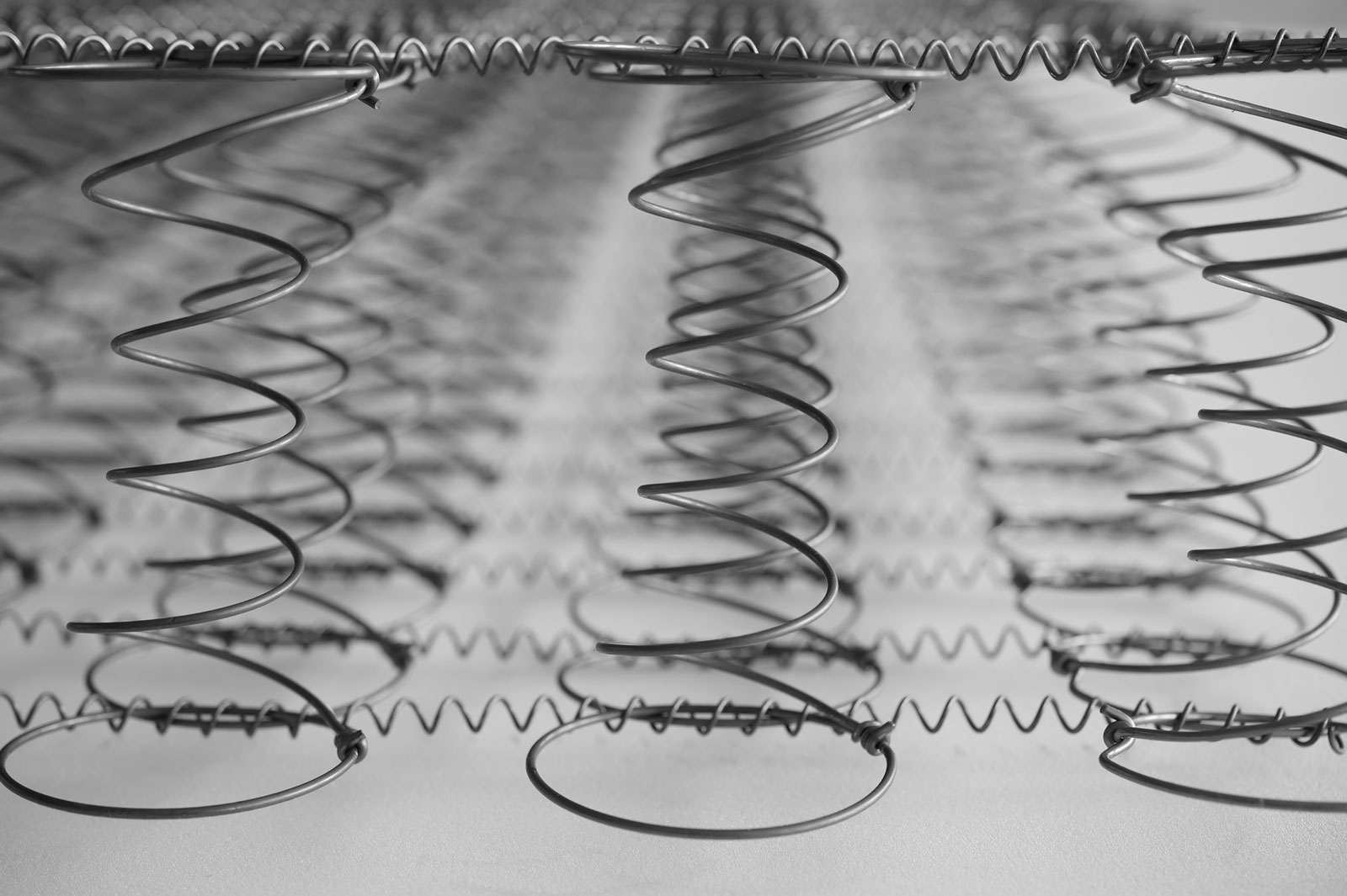 Thick and Comfortable Mattress That Suits You Bedroom Design - Beautiful Homes