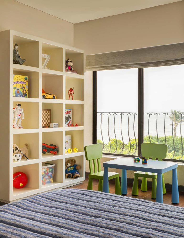 Kids Bedroom Design Ideas For Small Rooms With Open Cabinet - Beautiful Homes