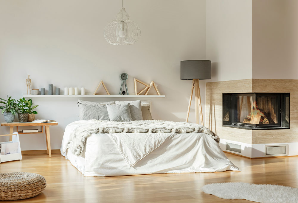 Bedroom décor ideas with lamps and fireplace - Beautiful Homes Bedroom décor ideas with lamps and fireplace - Beautiful Homes