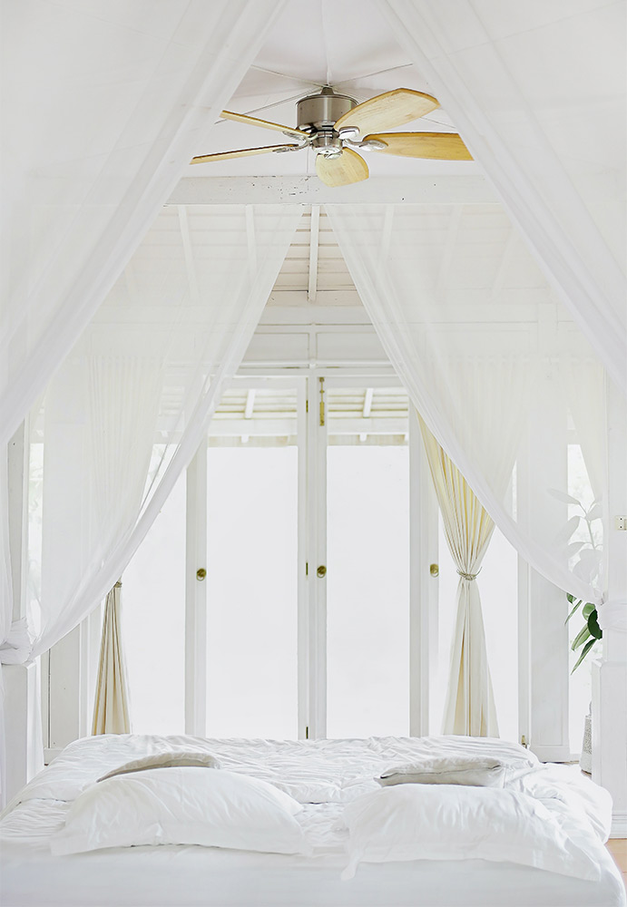 White themed bedroom design with a designer ceiling fan - Beautiful Homes White themed bedroom design with a designer ceiling fan - Beautiful Homes