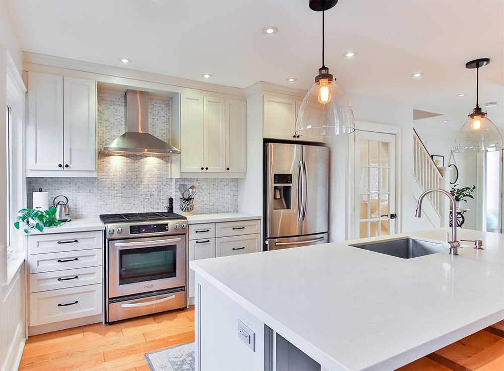 Modular kitchen slab design on a kitchen island - Beautiful Homes