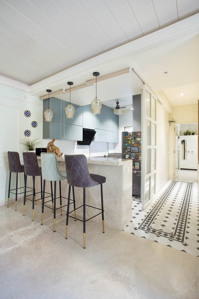 Sectional monochrome kitchen floor tiles - Beautiful Homes