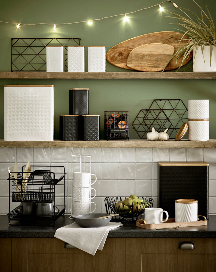 The Most Unique Ways To Tile Your Kitchen - Beautiful Homes The Most Unique Ways To Tile Your Kitchen Interiors - Beautiful Homes