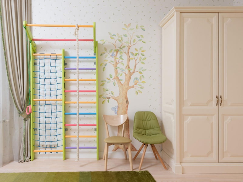 Hand painted wall painting design in kids room - Beautiful Homes