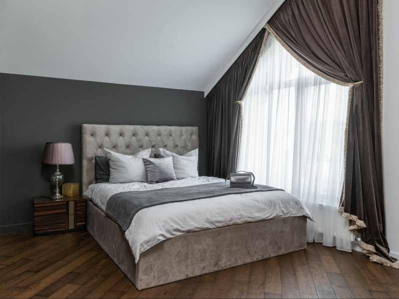 Home wall painting design with solid block wall colours - Beautiful Homes