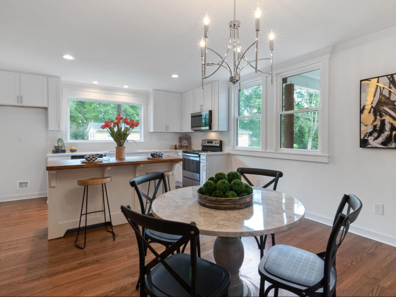 Transom window ideas for your kitchen interior design - Beautiful Homes